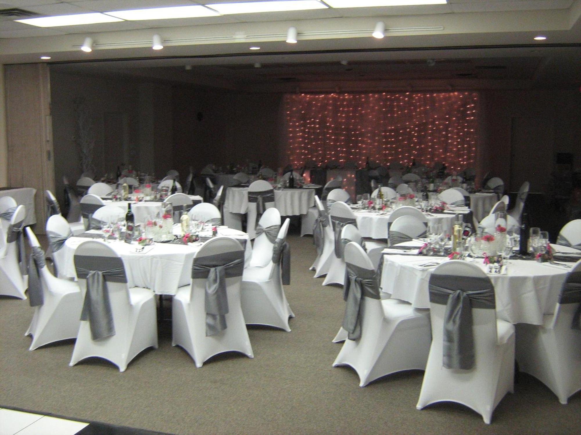 The Cedars Inn Hotel & Convention Centre Gibsons Exteriör bild